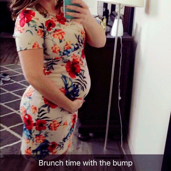 Maternity Dress - Picture 3 of 3